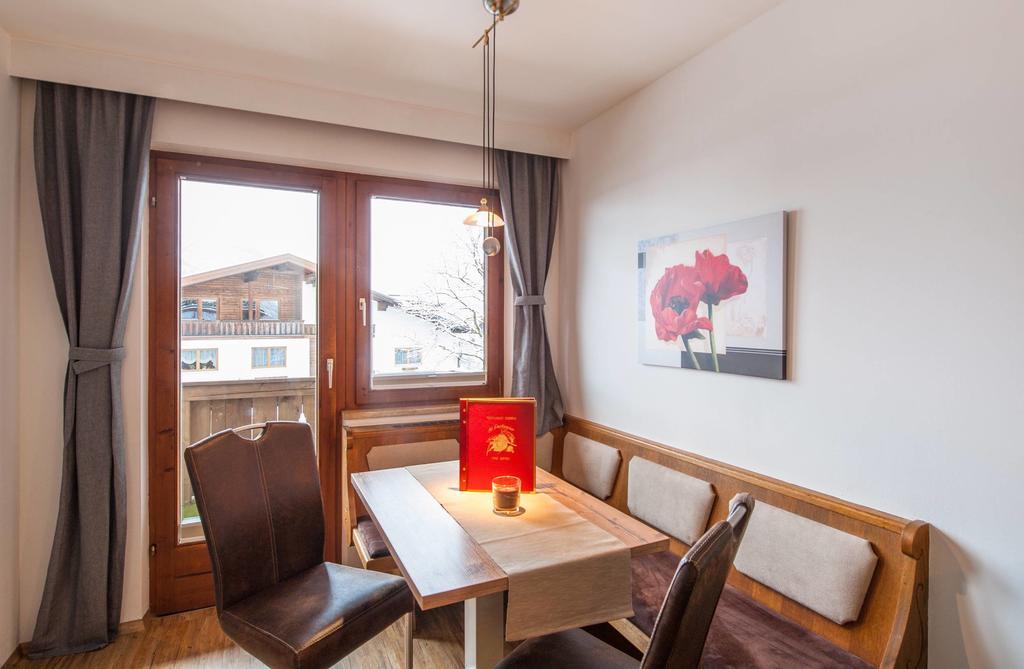 Appartements Al Castagno Ehrwald Eksteriør billede